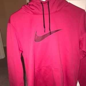 Women’s Nike sweatshirt
